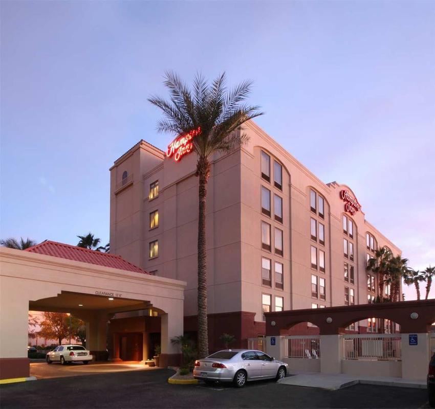 Hampton Inn Phoenix-Chandler Exterior foto