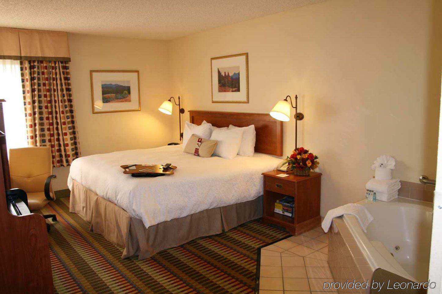 Hampton Inn Phoenix-Chandler Habitación foto